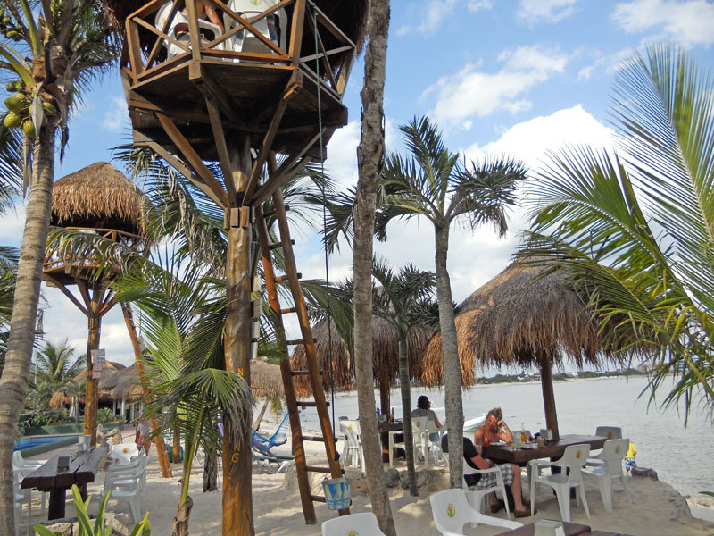 Restaurants Akumal beach bar - La Buena Vida Restaurant & Bar 