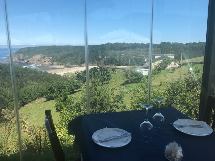 Restaurante La Panera - Playa la cueva, Asturias