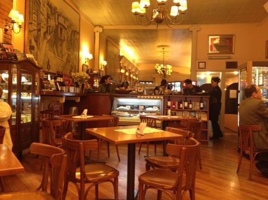 Café Neruda
