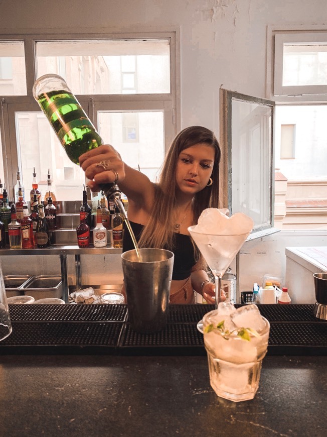 Places European Bartender School