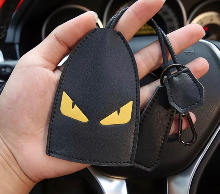 Product Funda llaves de coche FENDI