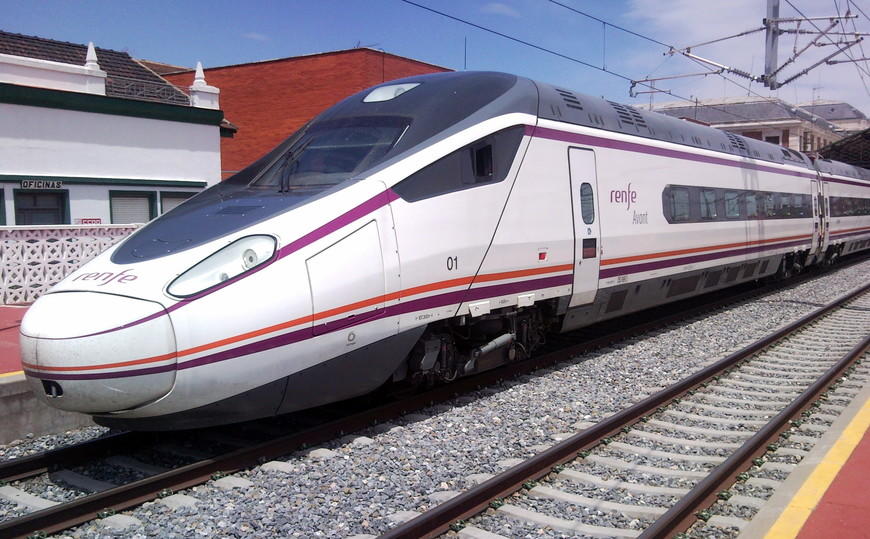 Fashion Renfe (@Renfe) | Twitter