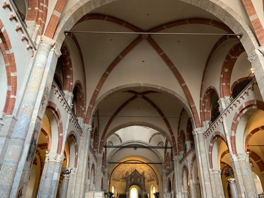 Restaurantes Basílica de San Ambrosio