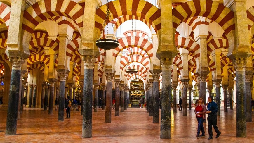 Lugar Mezquita-Catedral de Córdoba