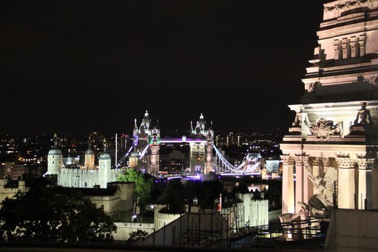 Place DoubleTree by Hilton Hotel London - Tower of London