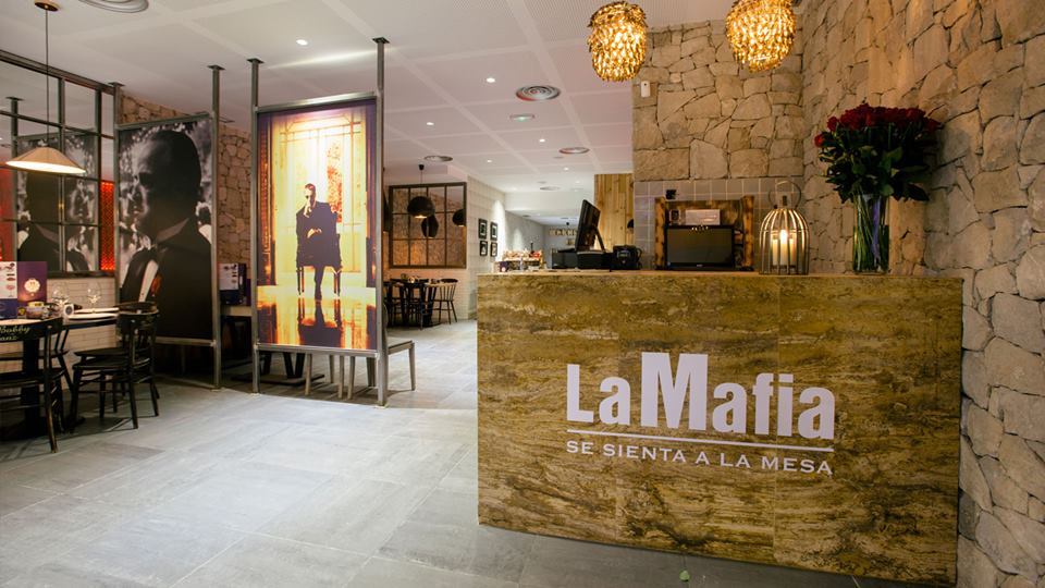 Restaurants La Mafia se sienta a la mesa