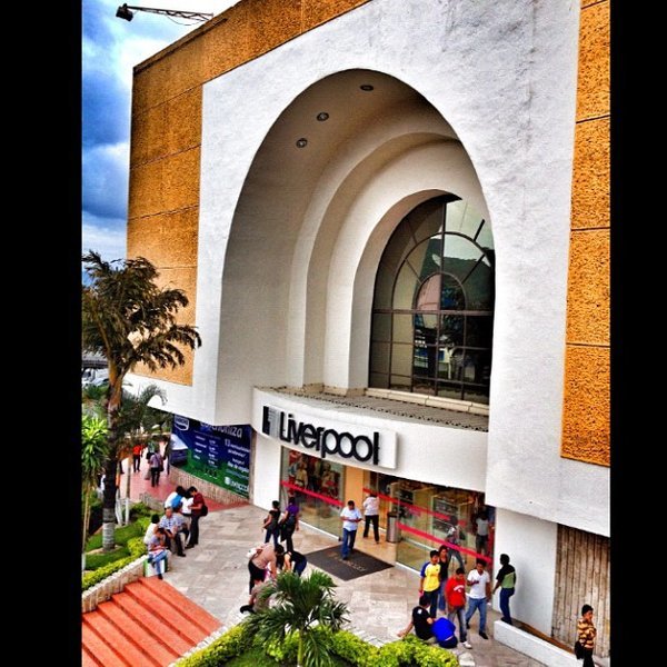 Lugar plaza cristal