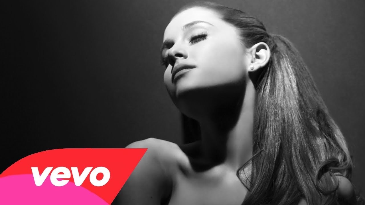 Moda Ariana Grande` - YouTube