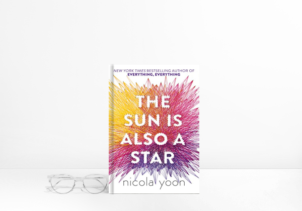 Livro The Sun Is Also A Star