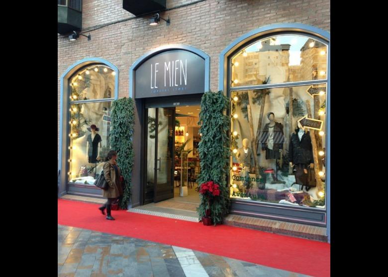 Place Le Mien Concept Store