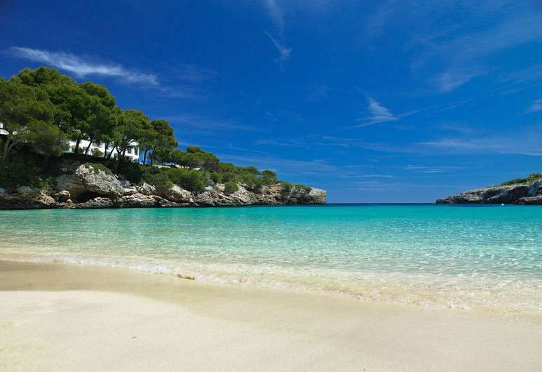 Place Cala Esmeralda Beach