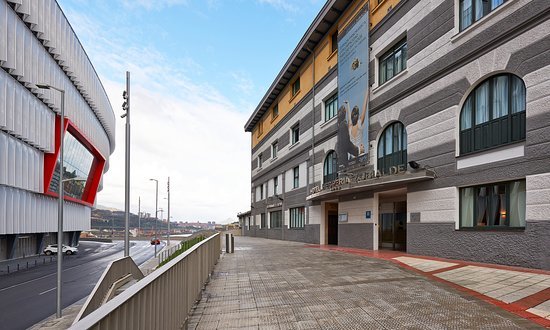 Places Hotel NH Bilbao Zubialde