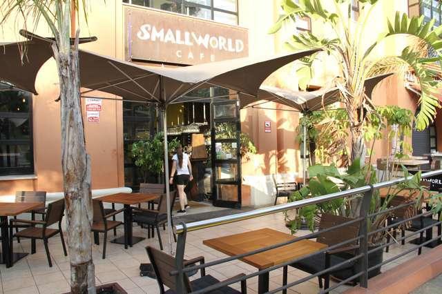 Restaurantes SmallWorld Cafe