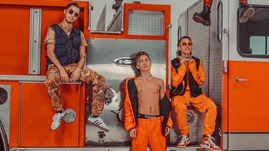 Mario Bautista + VICE MENTA - AY!