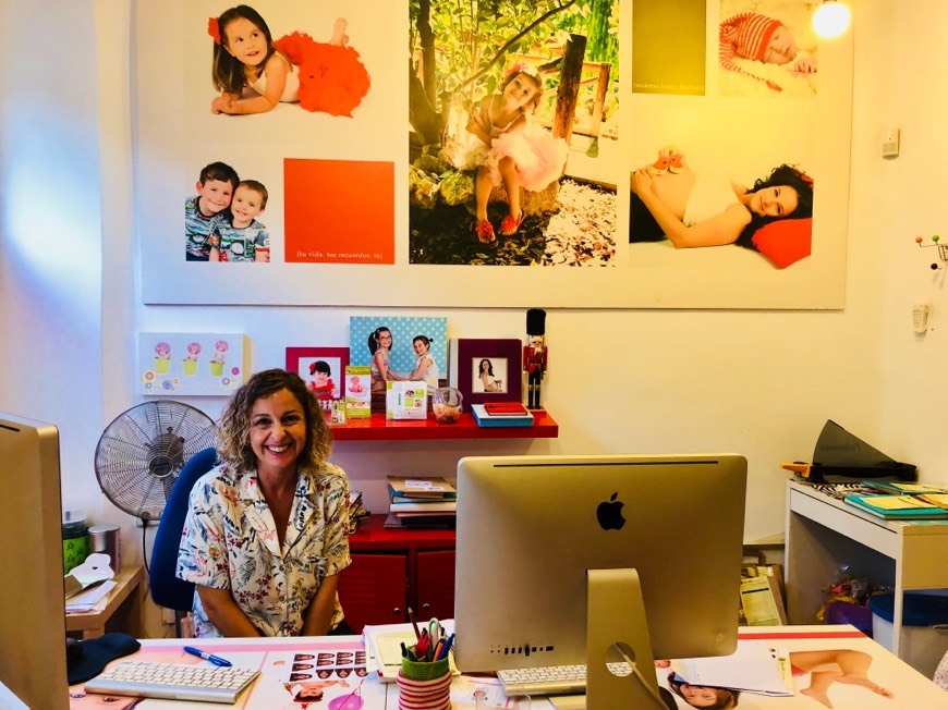 Place Fotografía Bebés Niños Madrid Debajo de un Botón