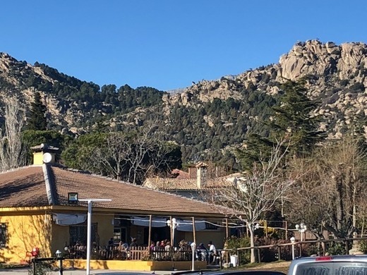 La Reunión Bar de Montaña & Restaurante