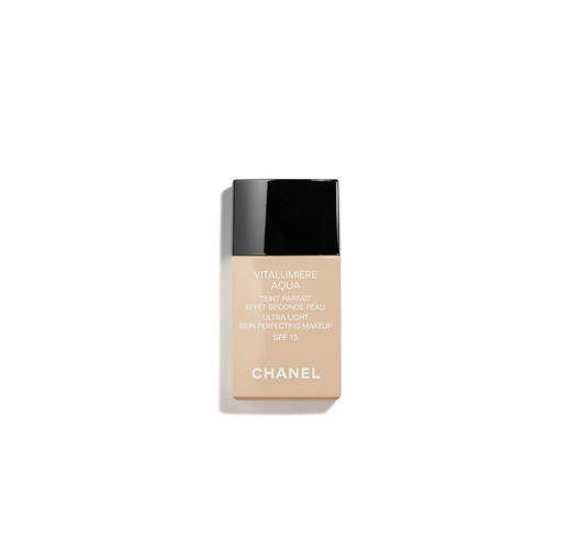 Chanel Vitalumiere Fondo De Maquillaje Fluido 