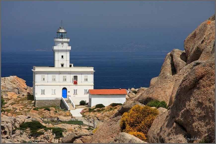 Lugar Capo Testa Lighthouse