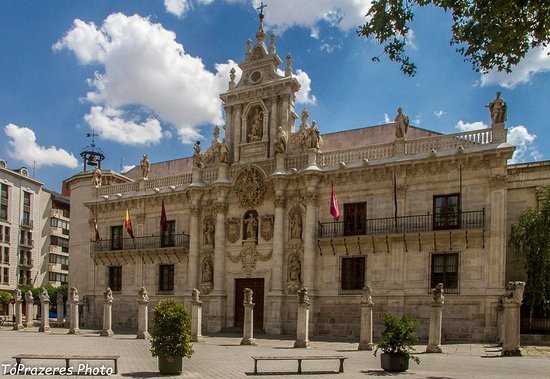 Lugar Universidad de Valladolid