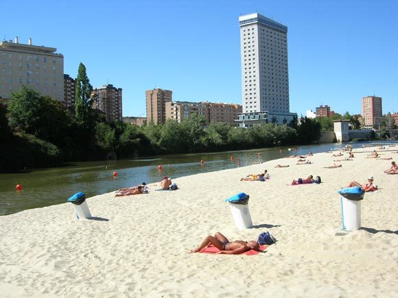 Lugar Zona De Baño - Playa Fluvial