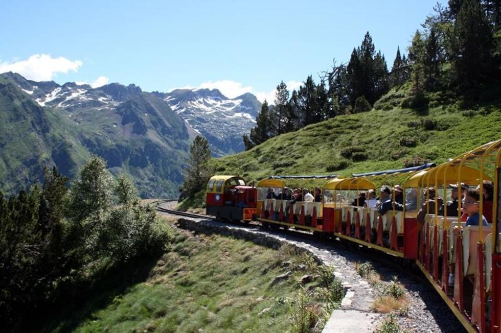 Moda Tren de Artouste : excursion tren turistico en Pirineos