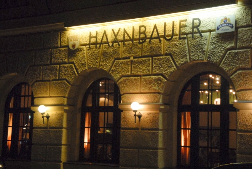 Restaurantes Haxnbauer im Scholastikahaus