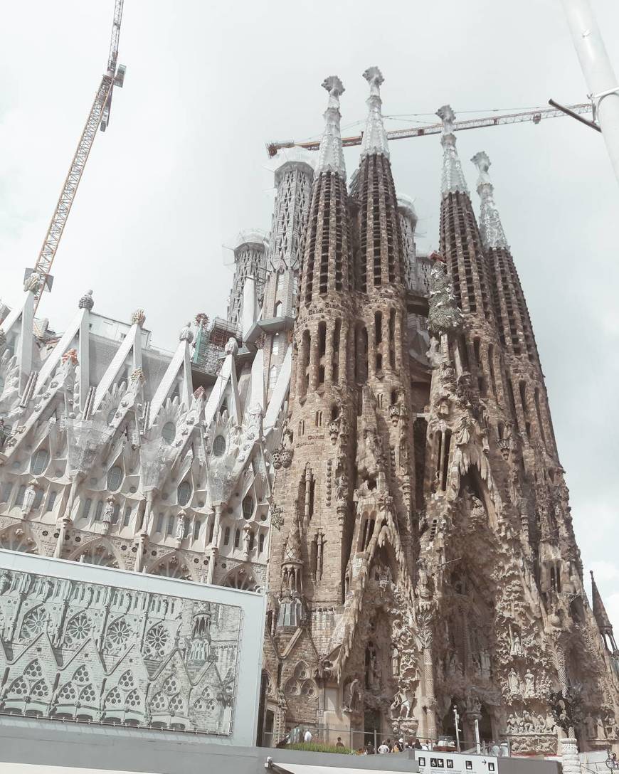 Place Sagrada Familia