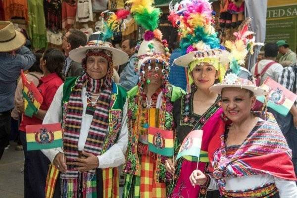 Fashion Feria de las Culturas Amigas 2019 