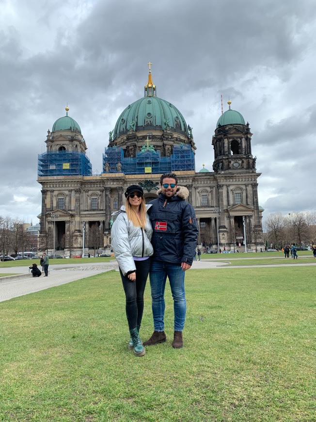 Lugar Catedral de Berlín