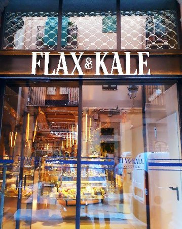 Restaurantes Flax & Kale Passage