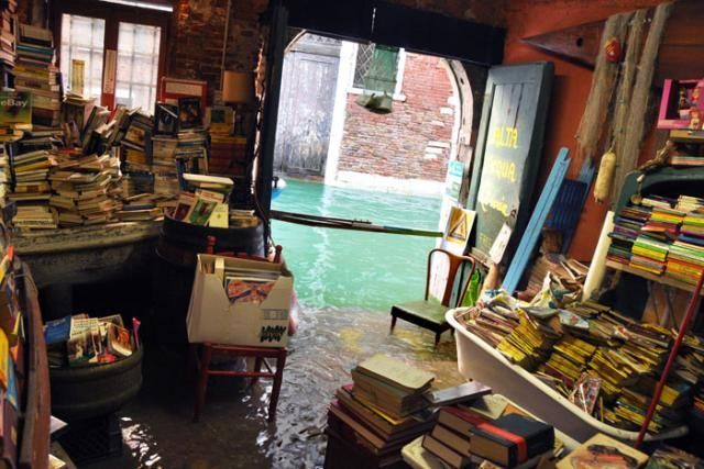 Lugar Acqua Alta Book Shop