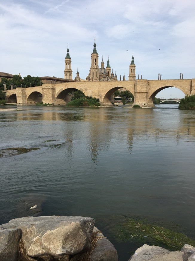 Place Puente de Piedra