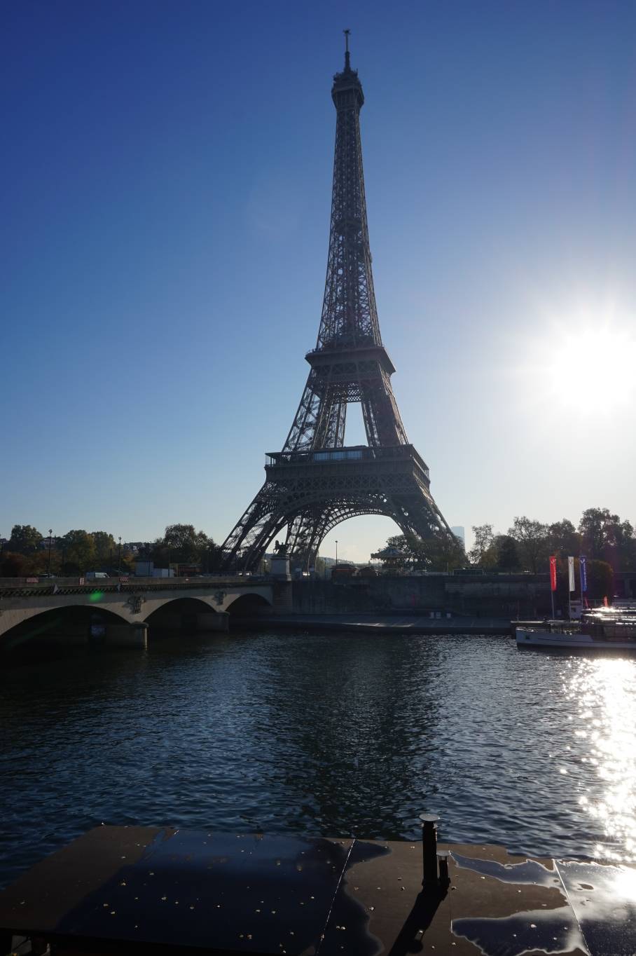 Place Torre Eiffel