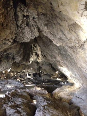 Cuevas de Pìñar, reservas de entradas y restaurante