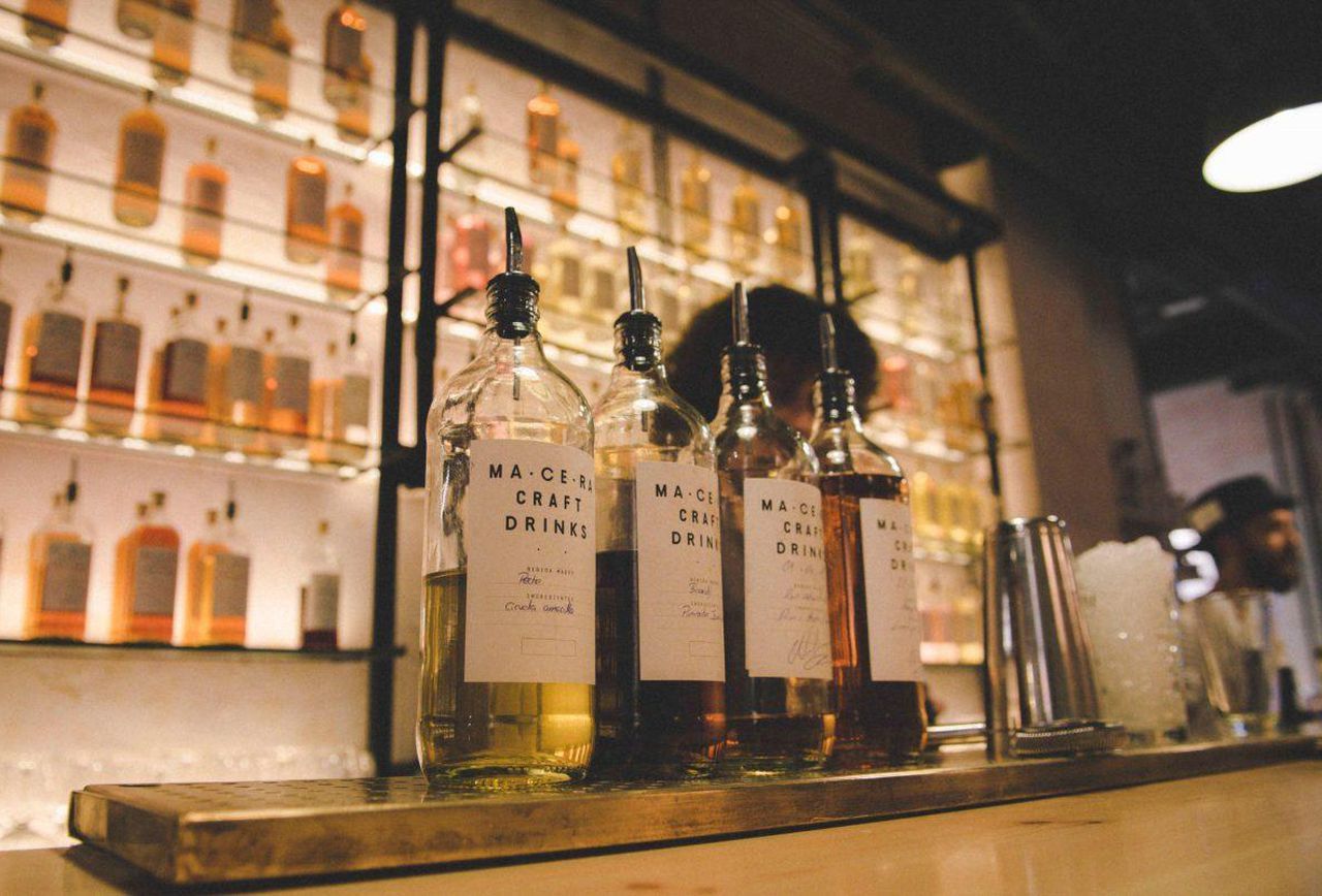 Restaurantes D´stills Drinks - Craft Spirits