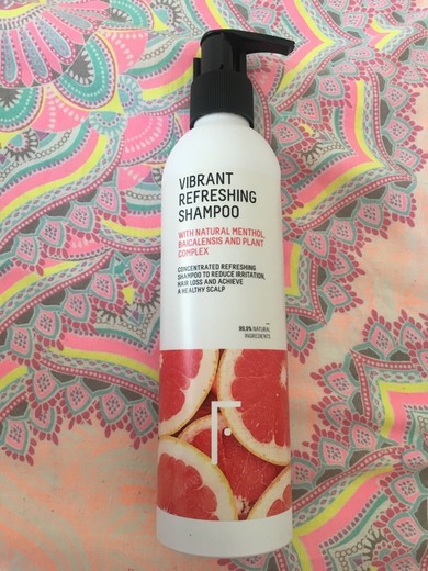 Vibrant refreshing shampoo freshly cosmetics