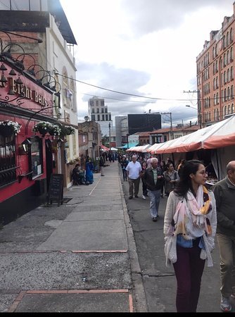 Lugar Mercado de Las Pulgas en Usaquén