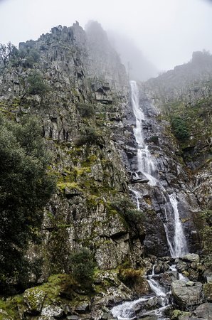 Places Chorro de la meancera.