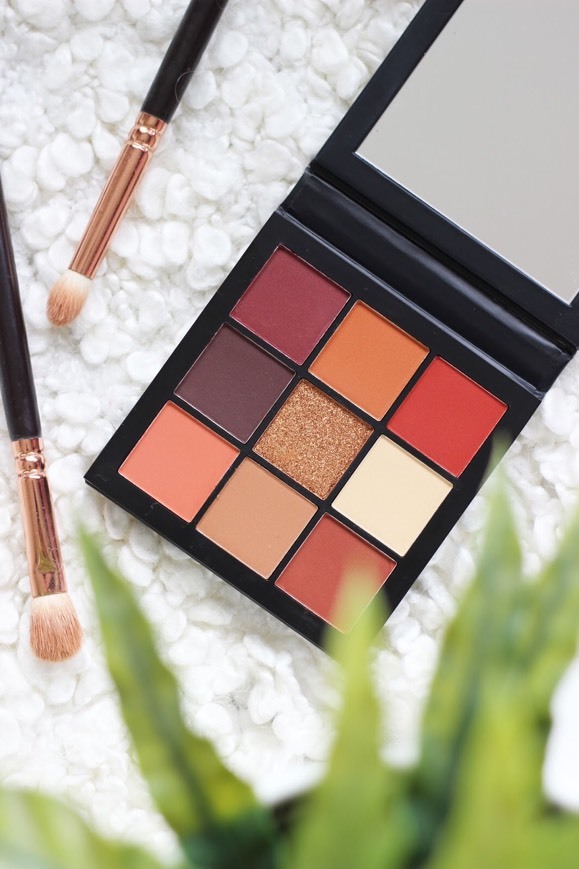 Product Warm Brown Obsessions Palette de Huda Beauty