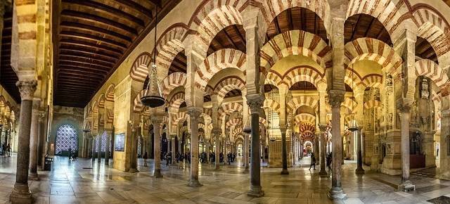 Lugar Mezquita-Catedral de Córdoba