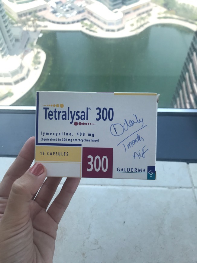 Producto Tetralysal 300 acne infection antibiotic