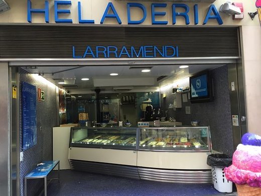 Heladeria-Larramendi
