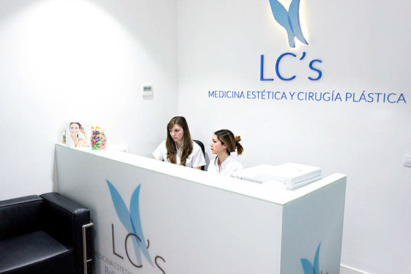 Place LeClinic's Medicina y Cirugía Estética. Clínica de Aumento de Pecho Madrid