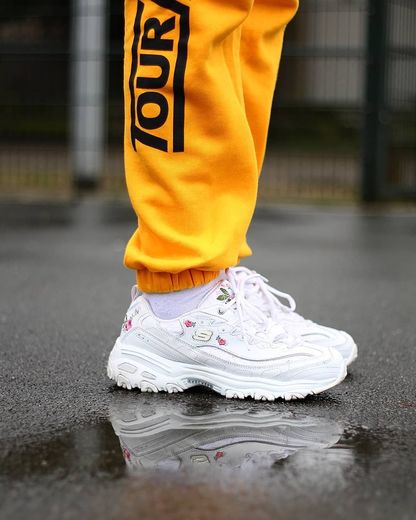 Skechers D'Lites Bright Blossom Sneaker | Urban Outfitters