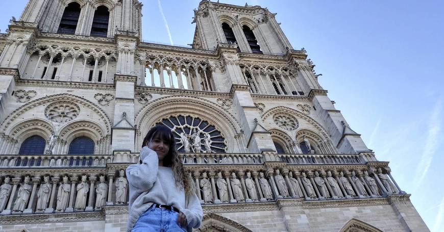 Place Notre Dame