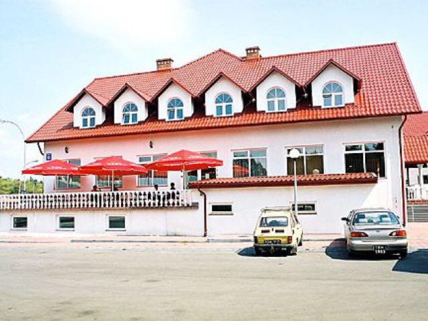 Place Sezam. Hotel, restauracja