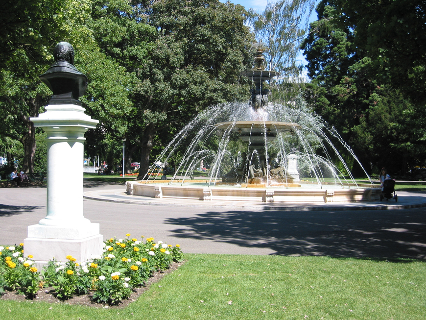 Place Jardin Anglais