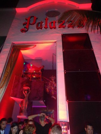 Lugar Palazzo Playa del Carmen