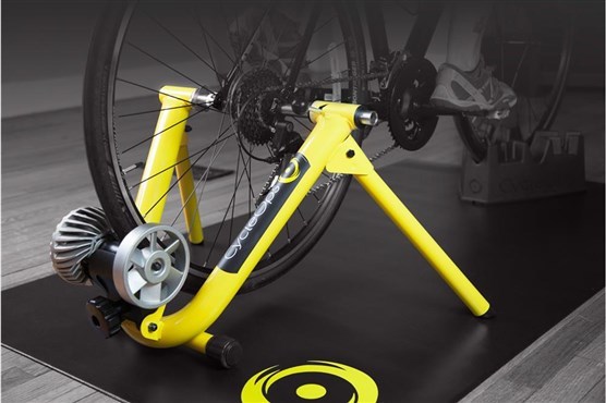 Fashion Turbo Trainer | Bkool Bike Trainer + 3D Virtual Training