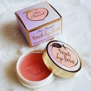 TOO FACED PEACH LIP SCRUB